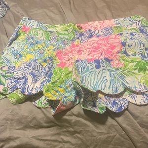 Lilly Pulitzer shorts in size 12.